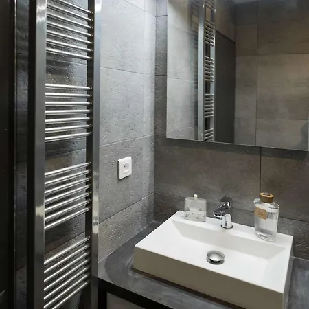 Apartment Cosy 4 Pers, Renove, Proche Commodites - Fr-1-545-35